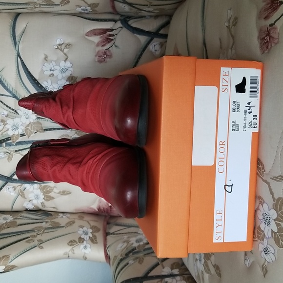 Miz Mooz Sallie Leather Boots. BNWT. Never worn. Perfect condition. - Picture 2 of 12